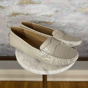 Clarks Moccasin Shoes Womens Size 11 White Croc Embossed Leather Flats Comfort